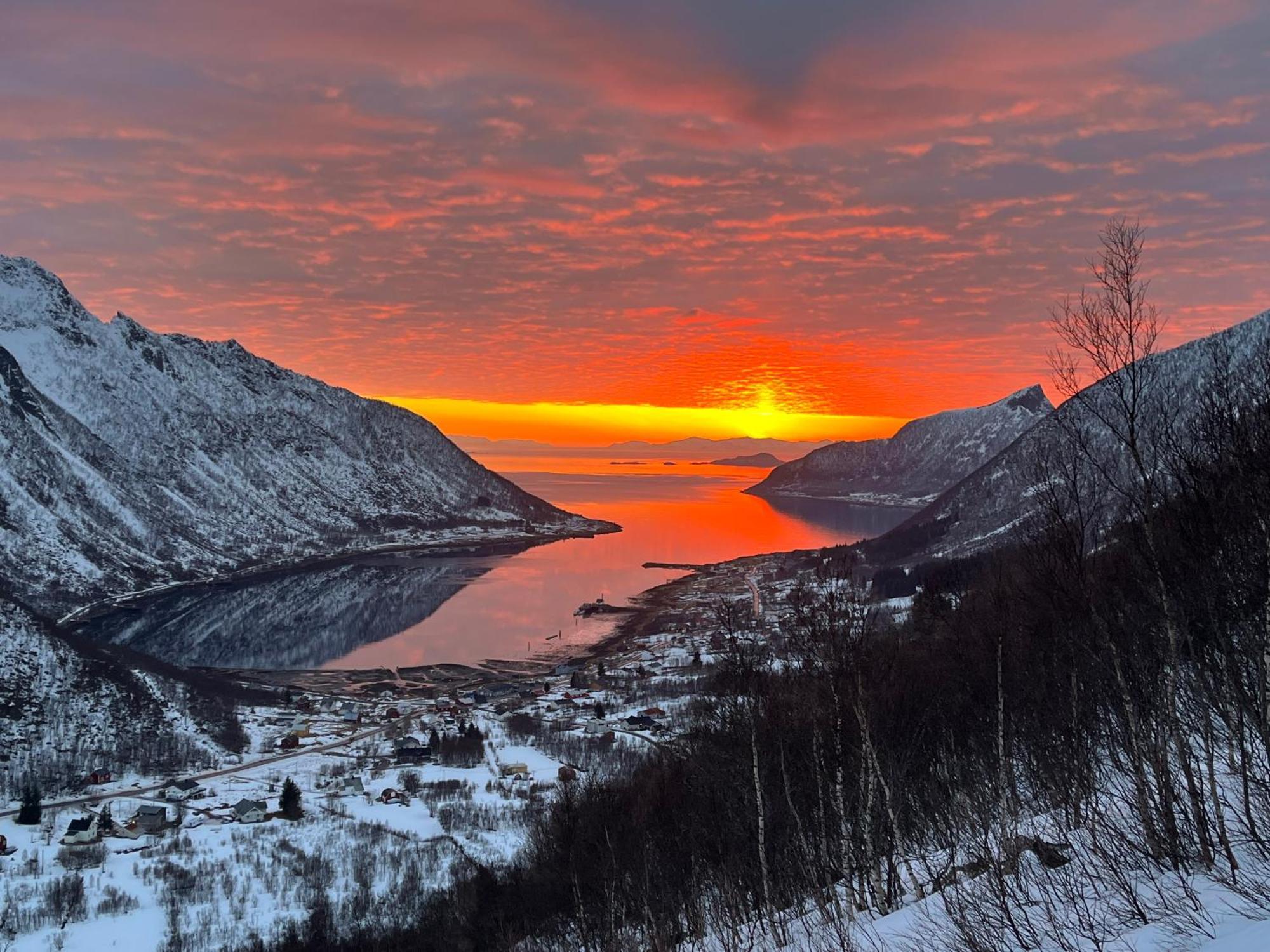 Leilighet I Rorbu Pa Kaldfarnes - Yttersia Senja 外观 照片